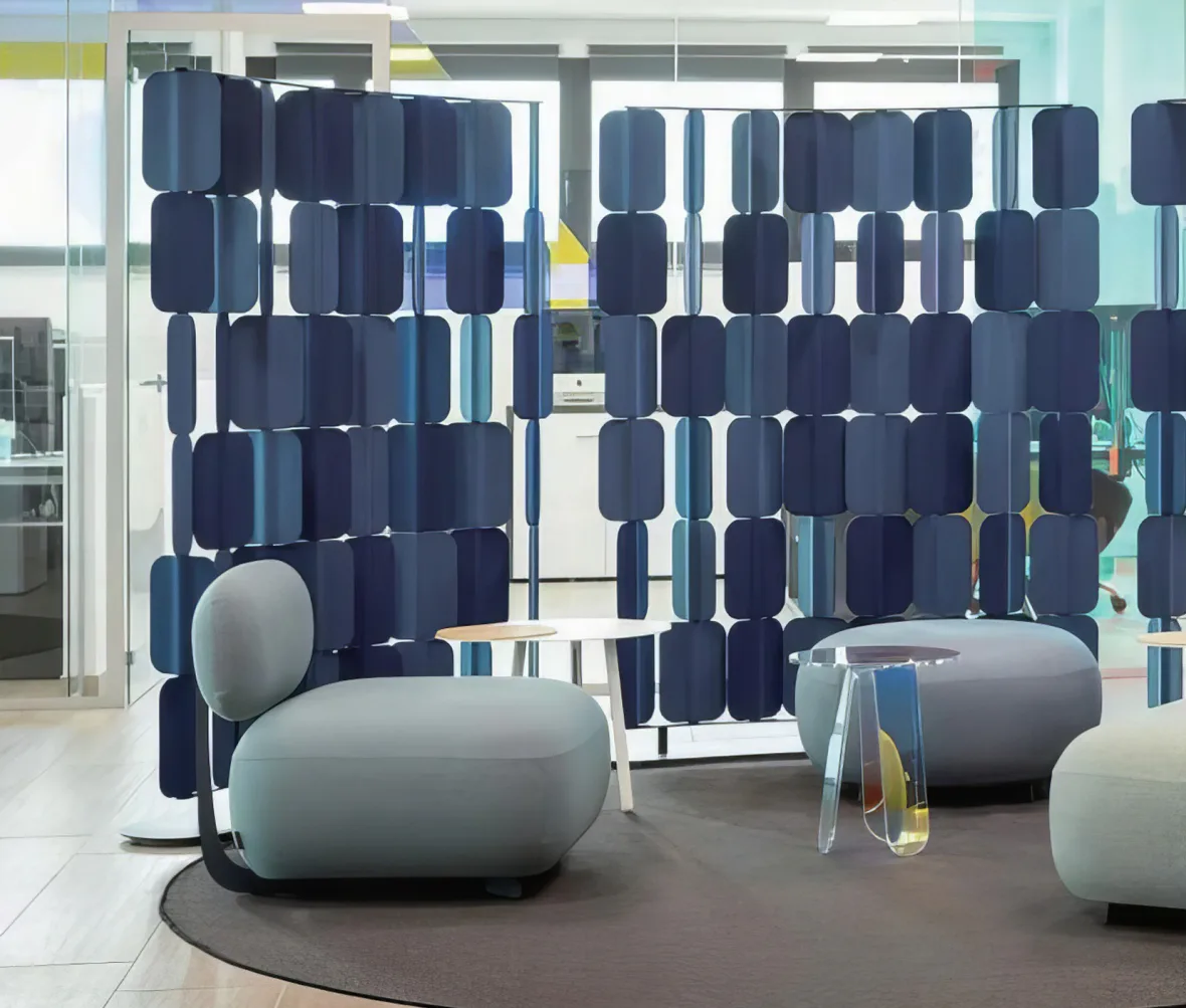 Supplier-provided visualization for Freestanding PET Space Dividers