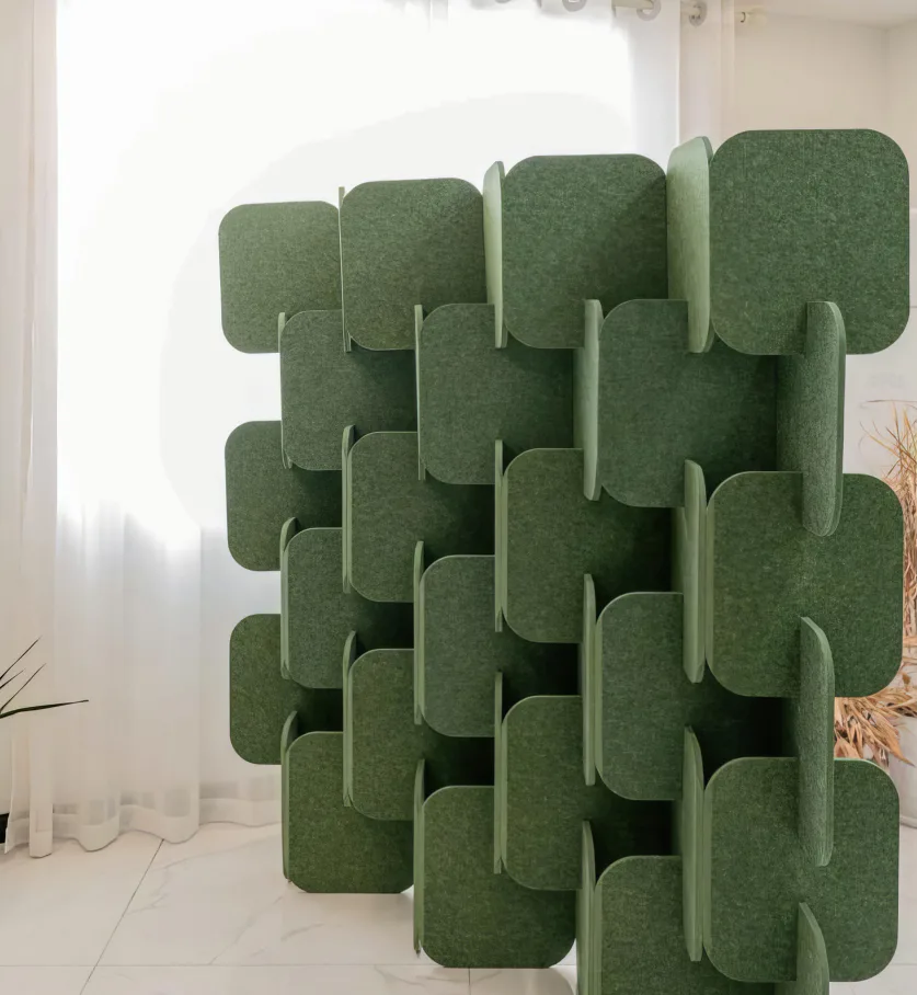 Supplier-provided visualization for Freestanding PET Space Dividers